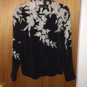 black /white silk Linda Allard Ellen Tracy blouse
